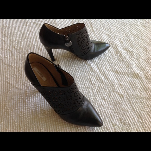 Geox Shoes - Geox Respira Italian Sexy Black Booties